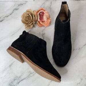 SEYCHELLES Black Leather Pool Bootie 8M